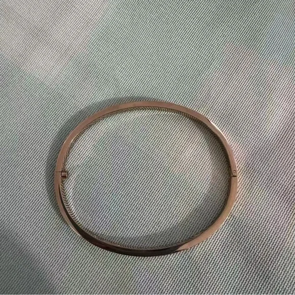 Cartier Love Bracelet (Rose Gold)